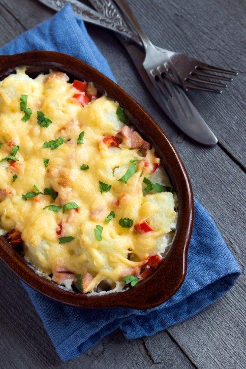 Cheesy Cauliflower Nachos