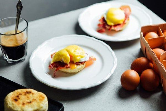 Mozzarella and Egg Breakfast Sandwich