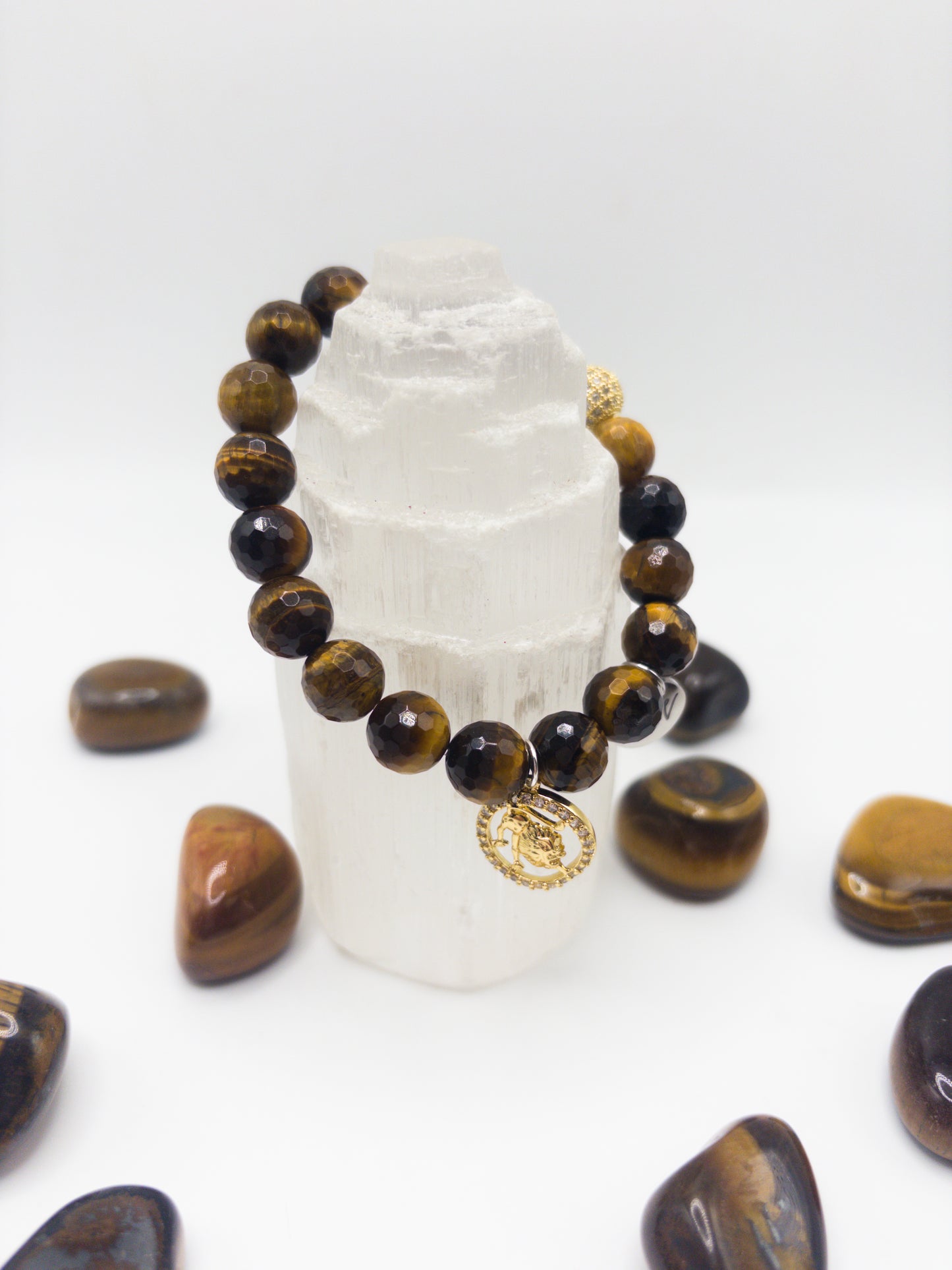 BBV Luxe Leo Zodiac Crystal Bracelet